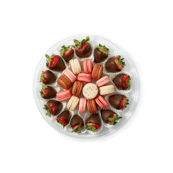 Macaron Strawberry Platter Medium