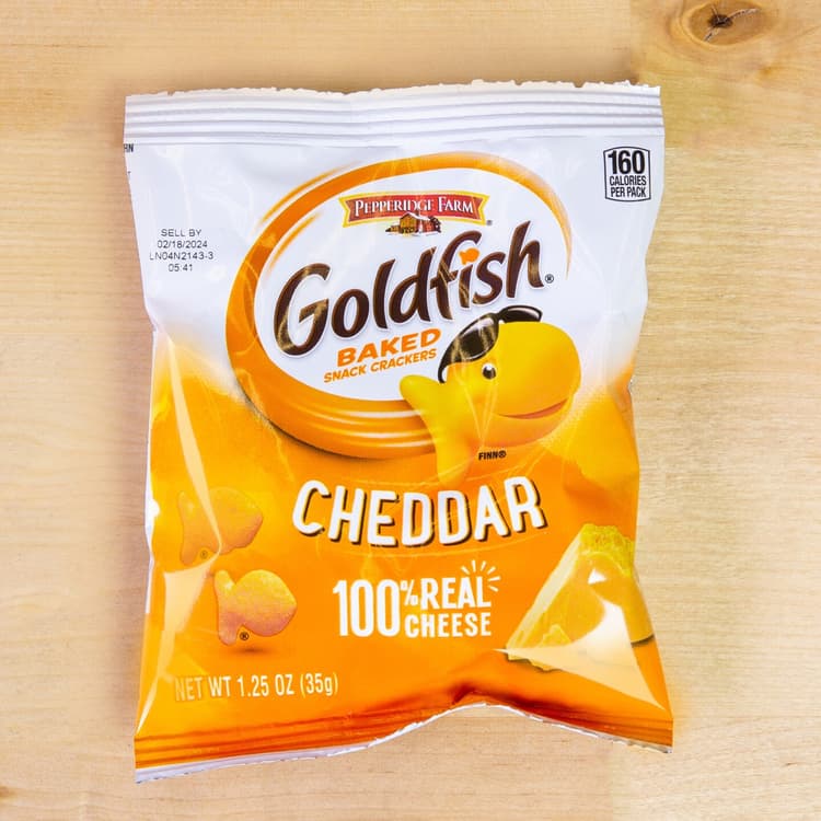 Pepperidge Farm Goldfish Baked Snack Crackers Cheddar