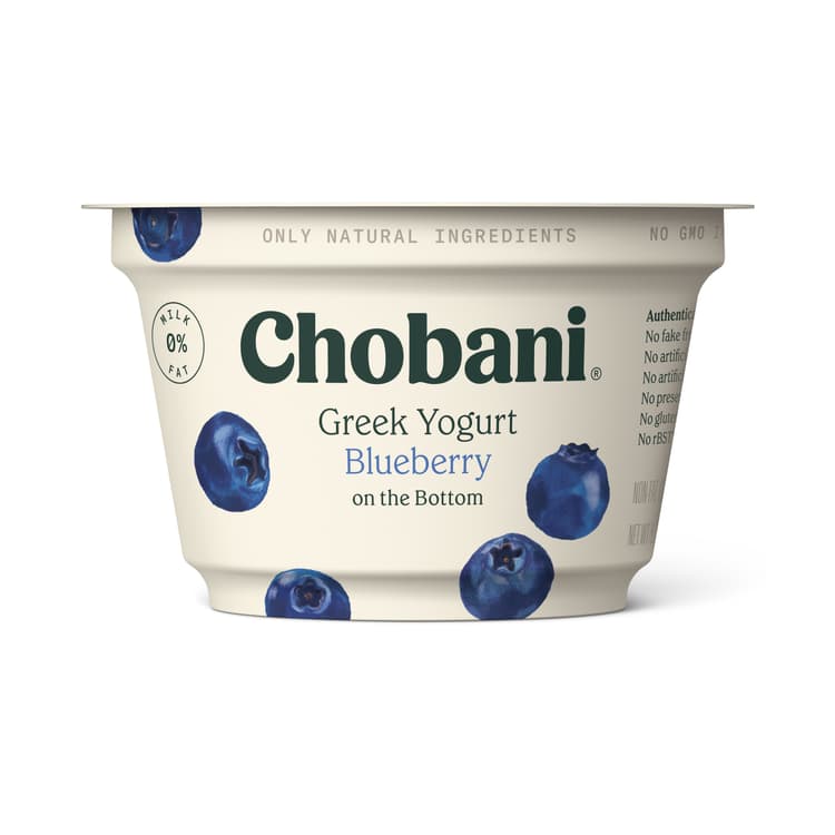 0% Greek Yogurt With Blueberry On The Bottom