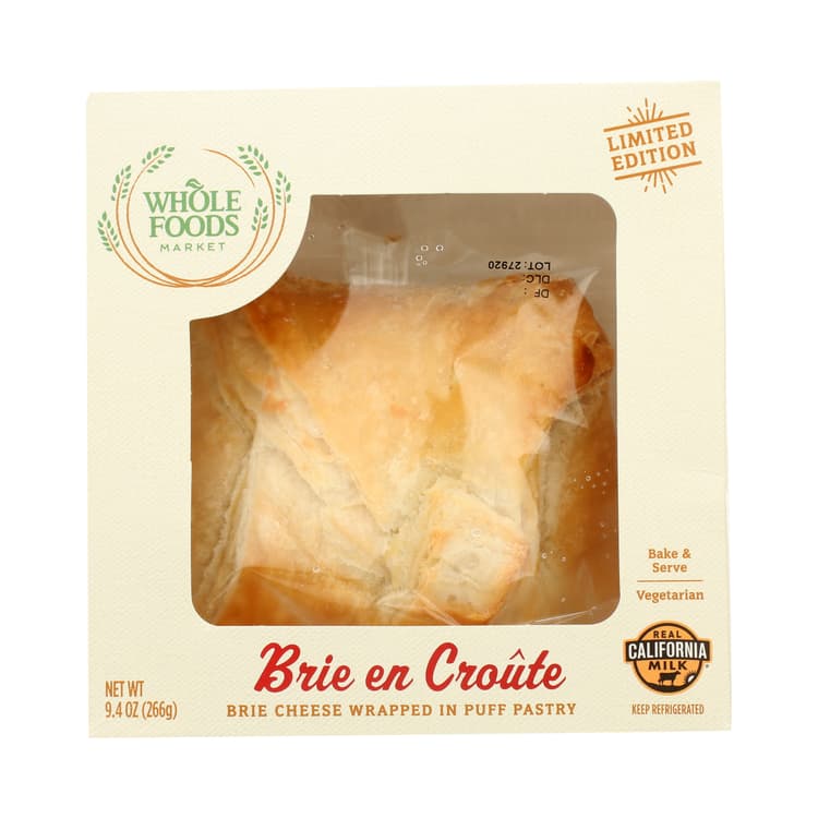 Limited Edition Specialty Cheese, Brie En Croute