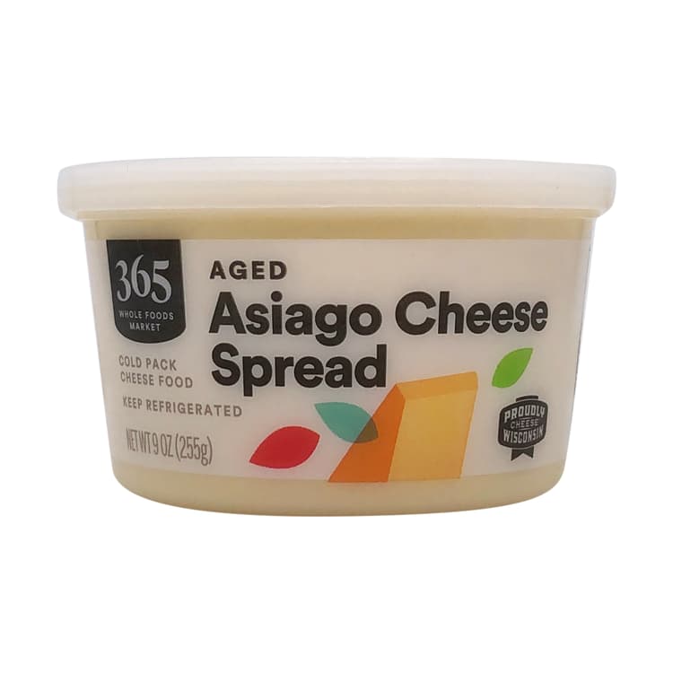 365 By Whole Foods Market Aged Asiago Cheese Spread