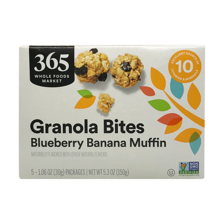 Blueberries And Banana Granola Balls