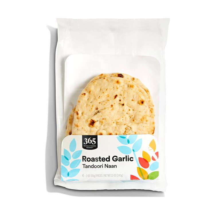 365 By Whole Foods Market Tandoori Naan, Roasted Garlic ( Pieces