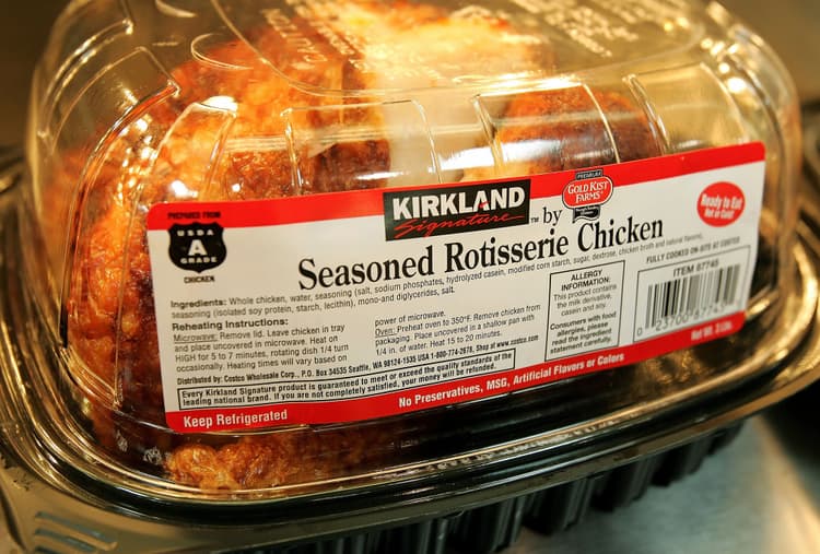 Kirkland Signature Seasoned Rotisserie Chicken