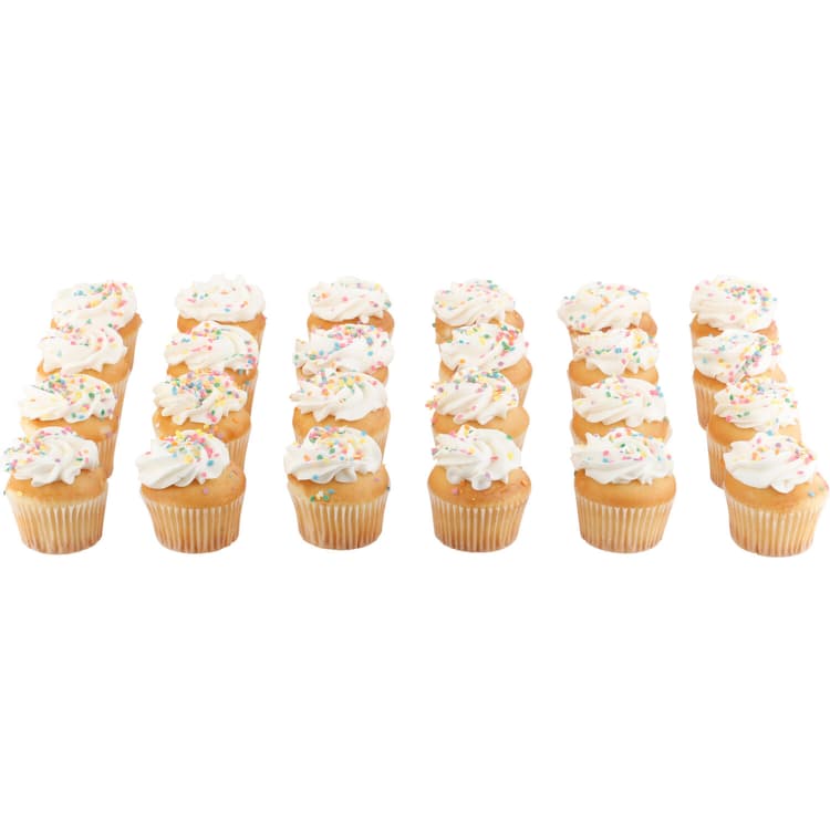 Brookshire'S Cupcakes With White Icing, White