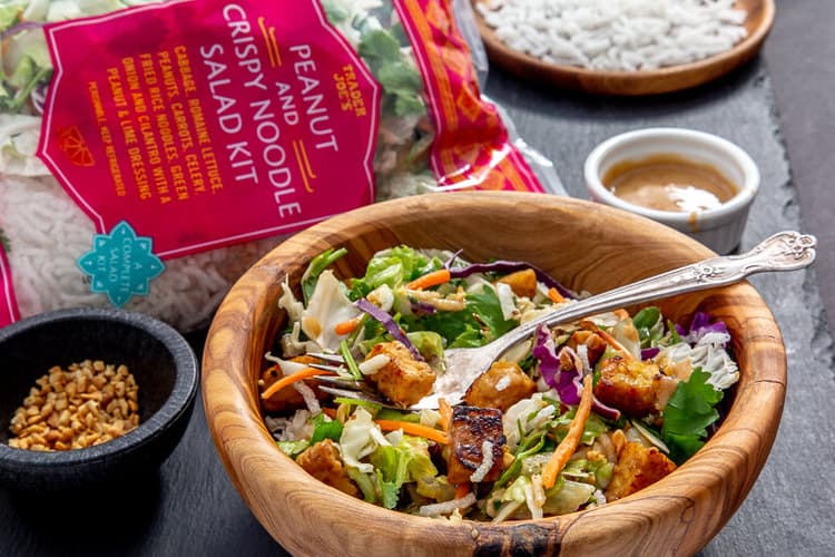 Trader Joe'S Peanut And Crispy Noodle Salad Kit